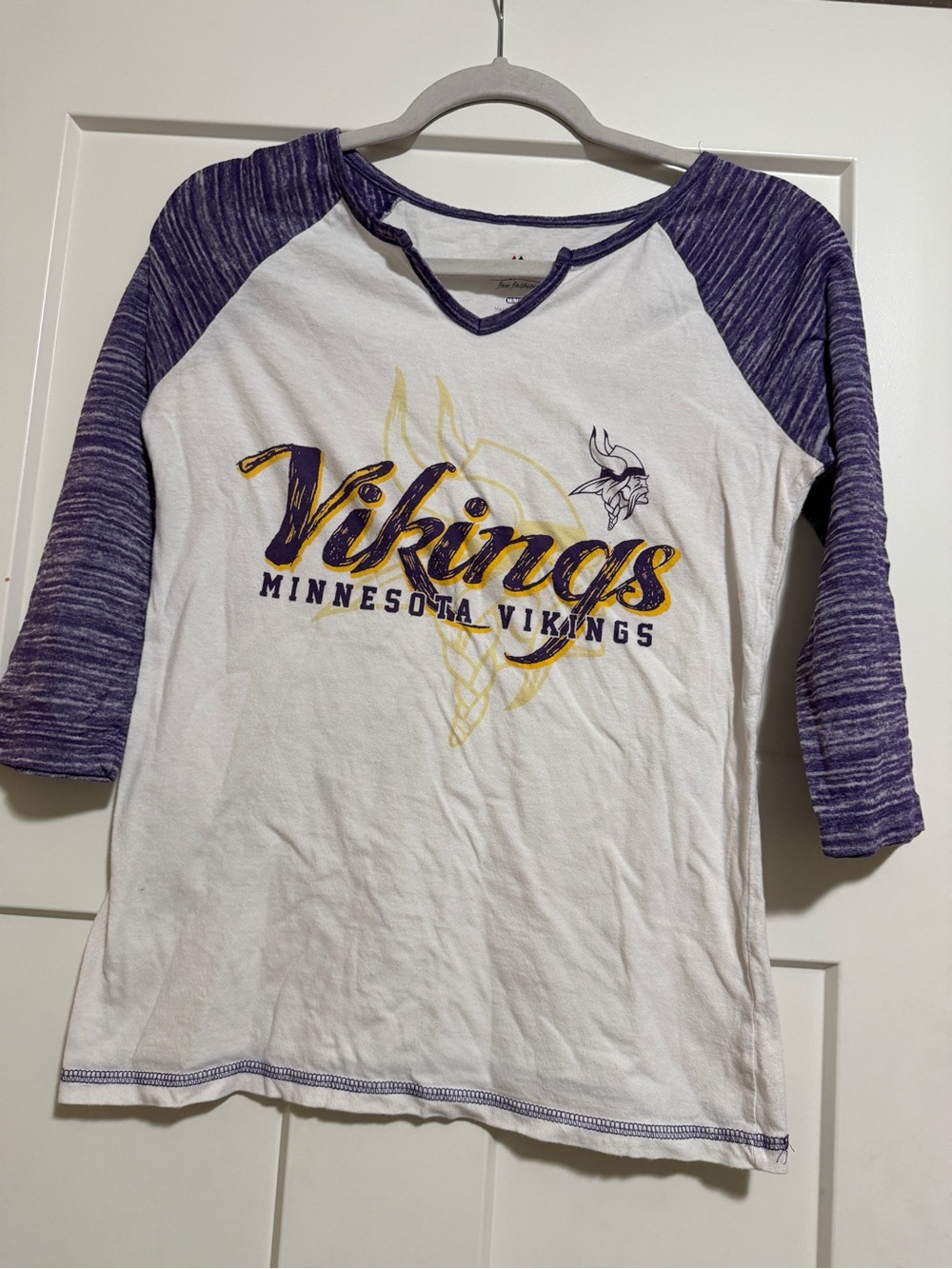 Minnesota Vikings Raglan Tee - White & Purple